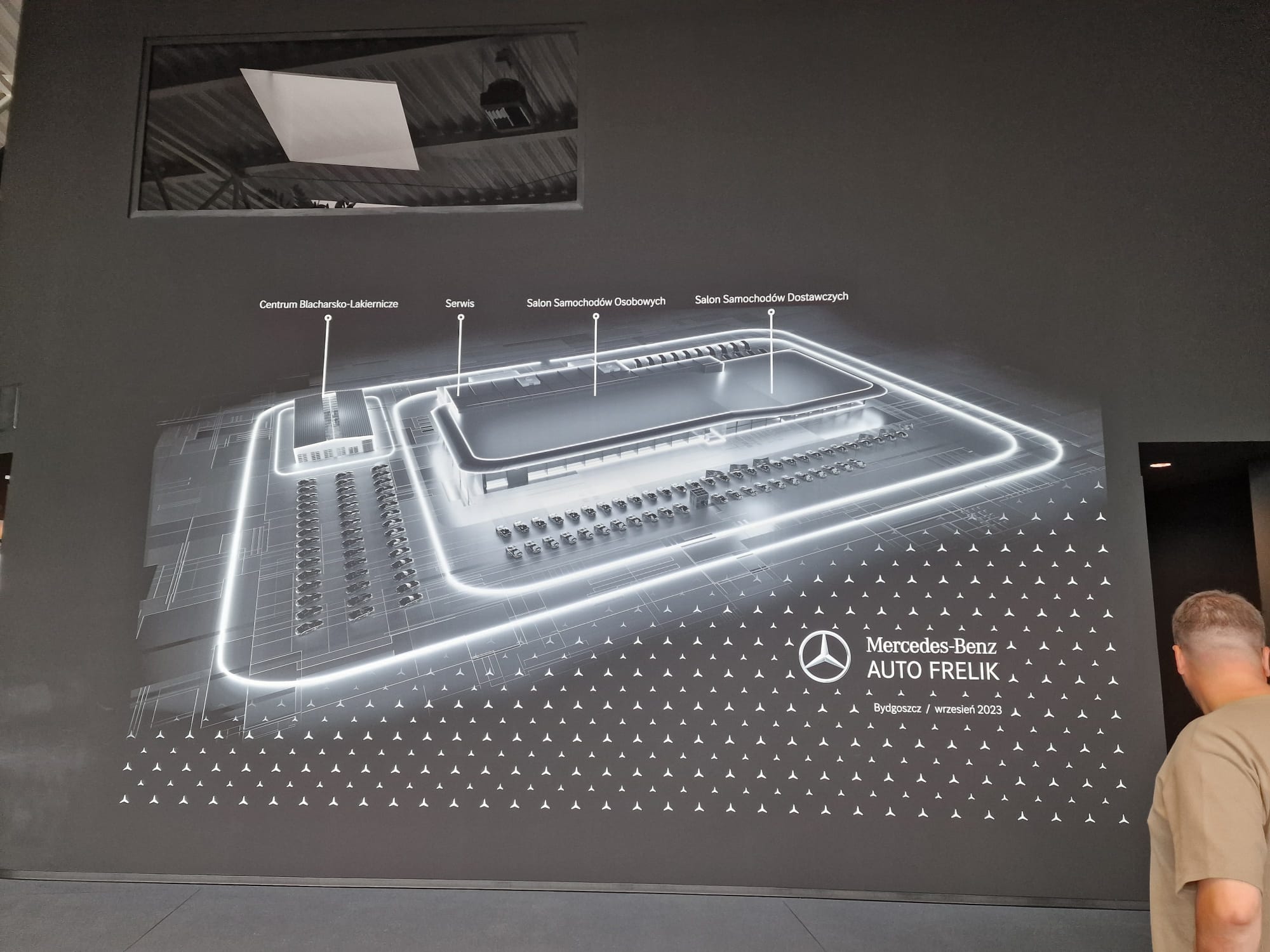 Realizacja Mercedes-Benz - możliwości maszyny WallPen